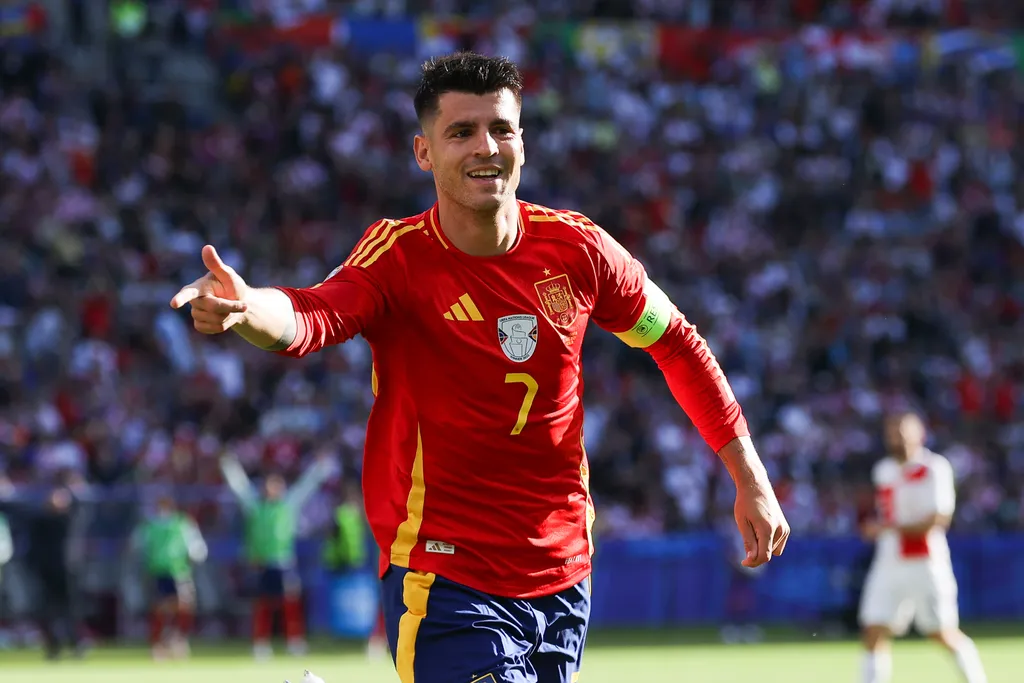 Alvaro Morata - Top 10 Espain  forwards