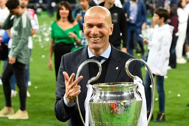 Zidane Eyes a Stunning Comeback: France or Juventus on the Horizon?