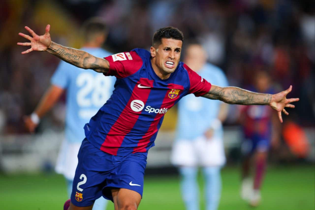 Iñigo Martínez Leaks João Cancelo’s Return to Barcelona